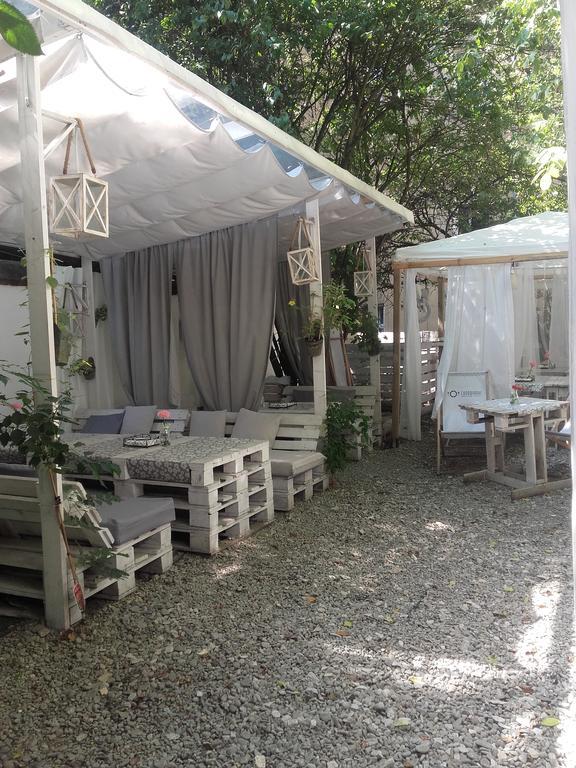 Hostel Al Fresco Krasków Eksteriør bilde