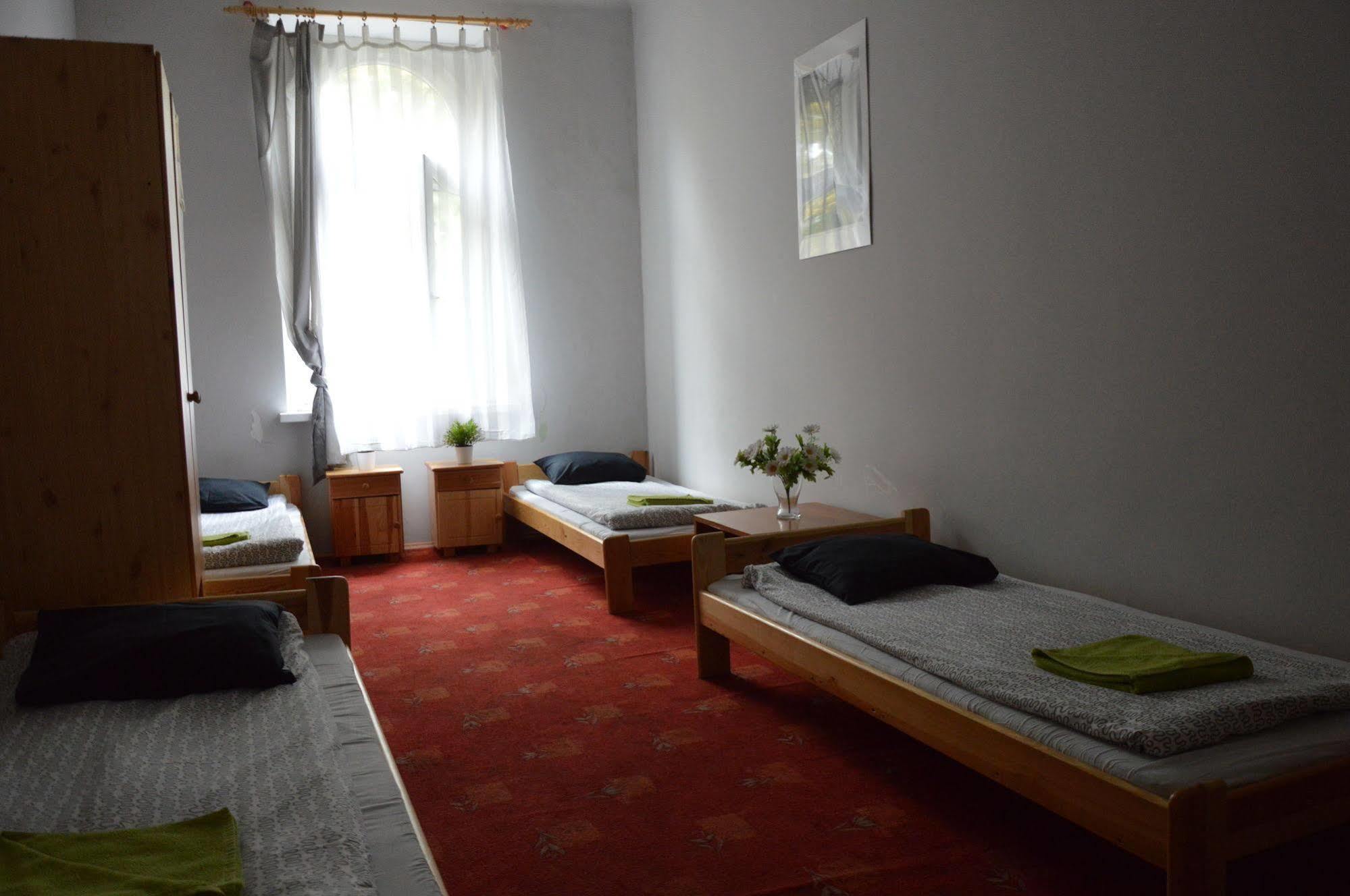 Hostel Al Fresco Krasków Eksteriør bilde
